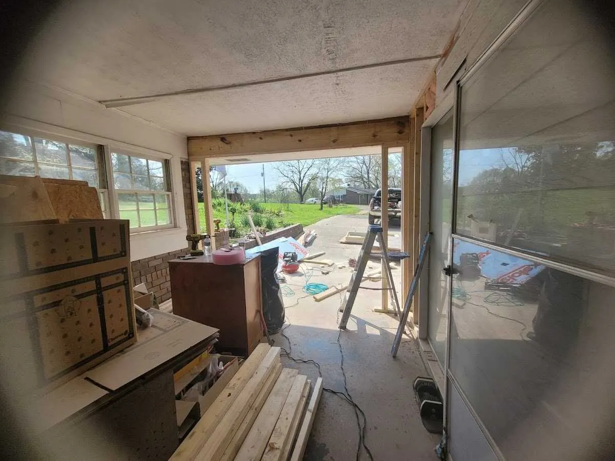 Air movers and dehumidifier for Drying & Dehumidification in Smithtown